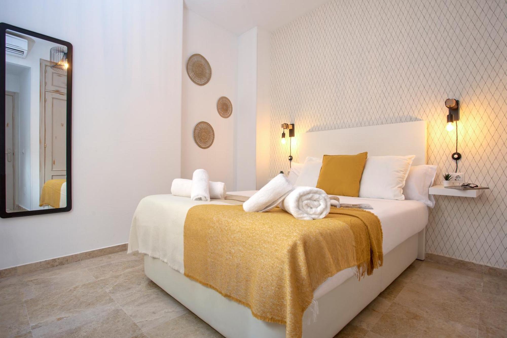 Precioso Apartamento En Pleno Centro By Rent Me Málaga Dış mekan fotoğraf